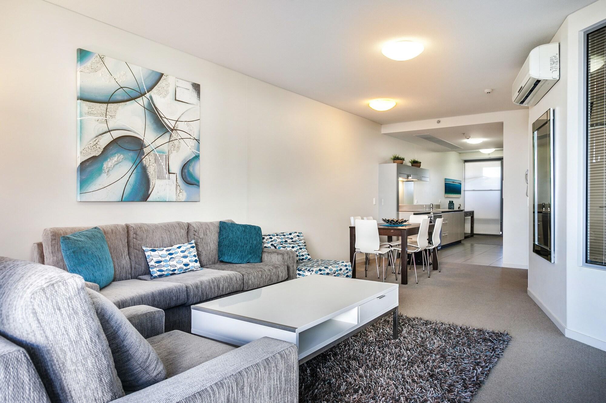 Monaco Caloundra Aparthotel Екстериор снимка