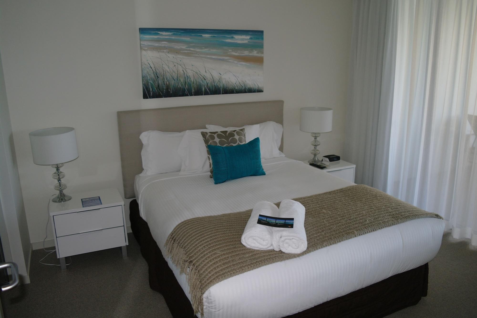 Monaco Caloundra Aparthotel Екстериор снимка