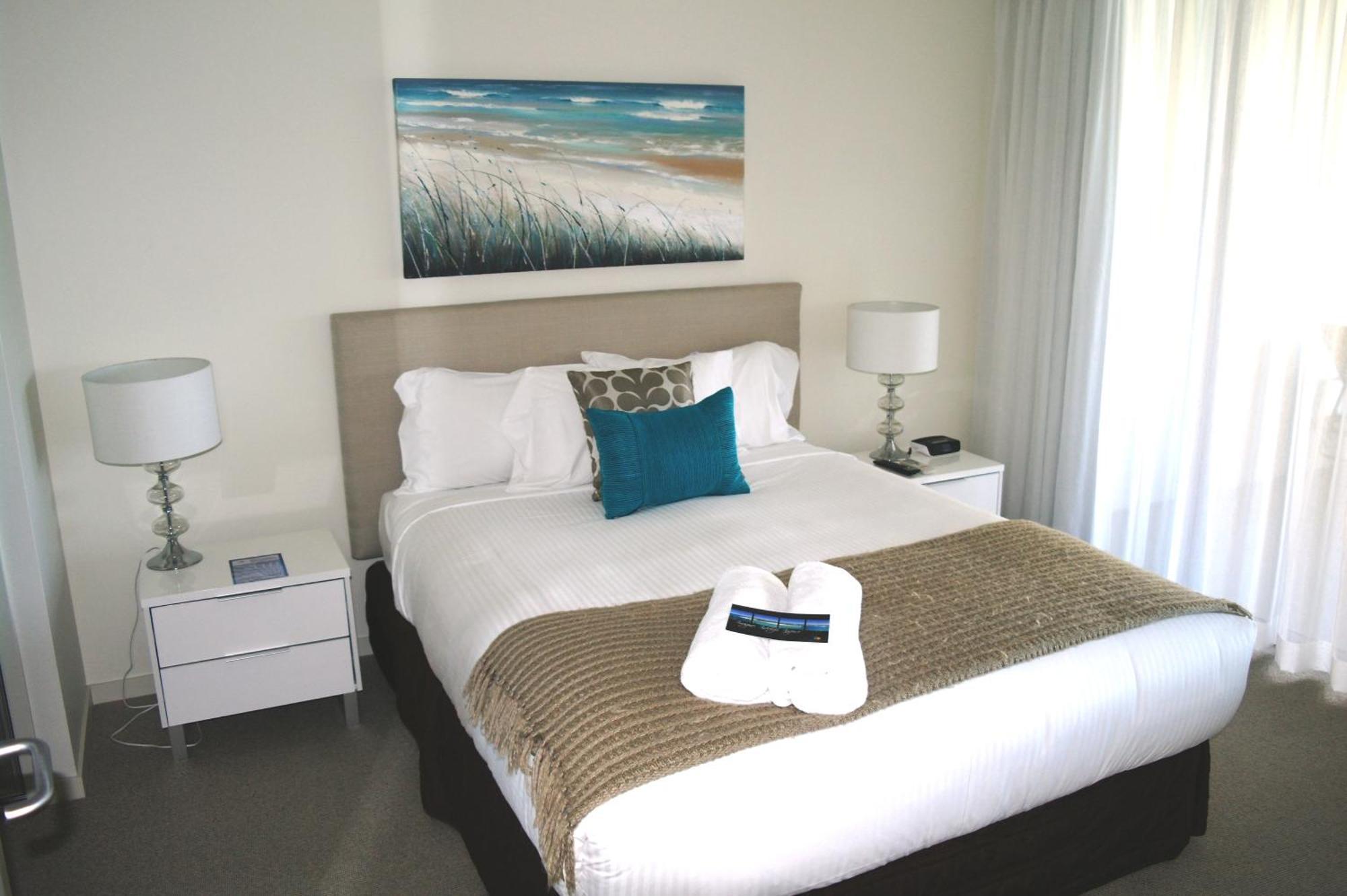 Monaco Caloundra Aparthotel Екстериор снимка