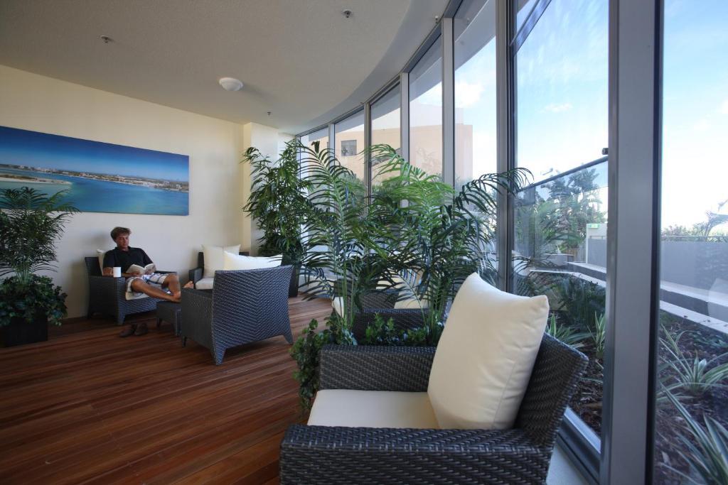 Monaco Caloundra Aparthotel Екстериор снимка