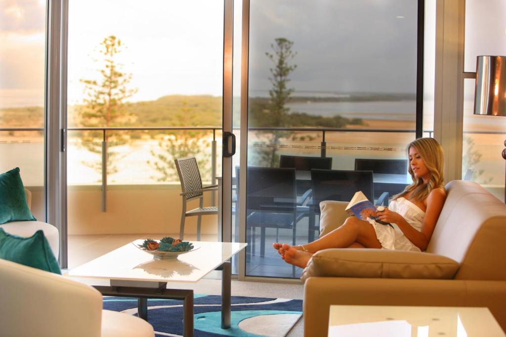 Monaco Caloundra Aparthotel Стая снимка