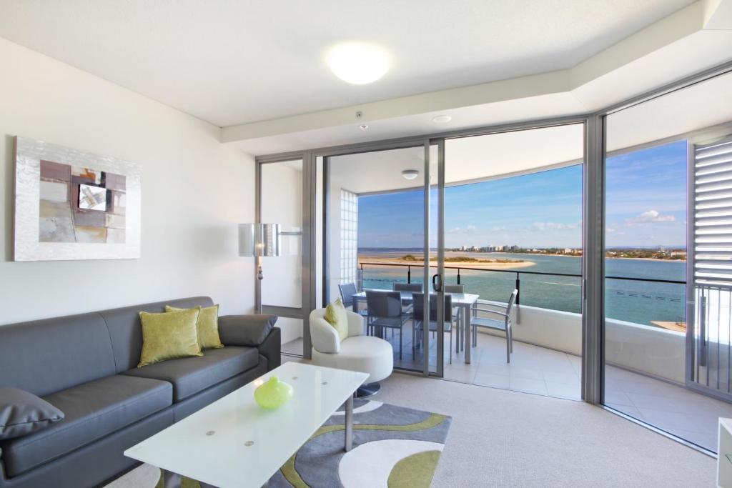 Monaco Caloundra Aparthotel Екстериор снимка
